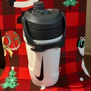 Nike 40 oz Fuel Jug